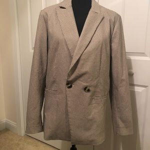 Women’s Tan & Black squared blazer